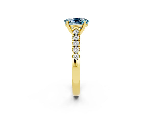 Yellow gold Oval Cut Aquamarine Pavé Band Solitaire Ring with Prong Setting