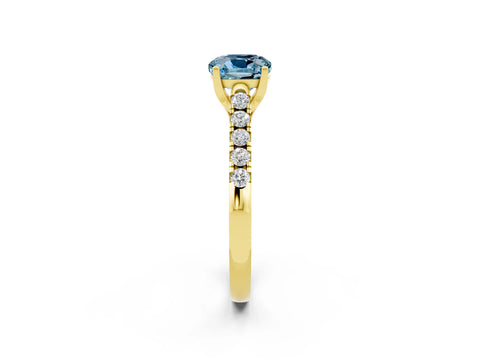 Yellow gold {shape_name} Aquamarine Solitaire Ring with Pavé Band and Four-Prong Setting_2