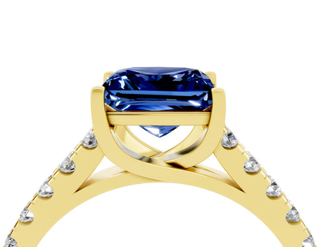 Yellow gold {shape_name} Blue Sapphire Solitaire Ring with Pavé Band and Four-Prong Setting_4
