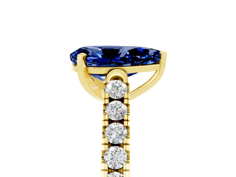 Yellow gold {shape_name} Blue Sapphire Solitaire Ring with Pavé Band and Four-Prong Setting_5