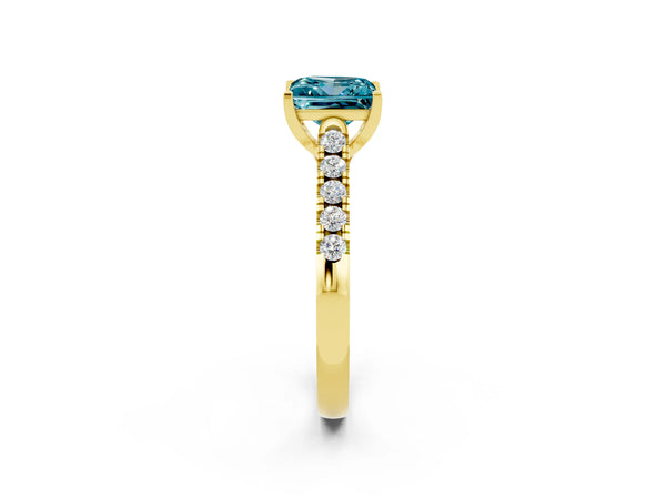 Yellow gold Princess Cut Blue Topaz Pavé Band Solitaire Ring with Prong Setting