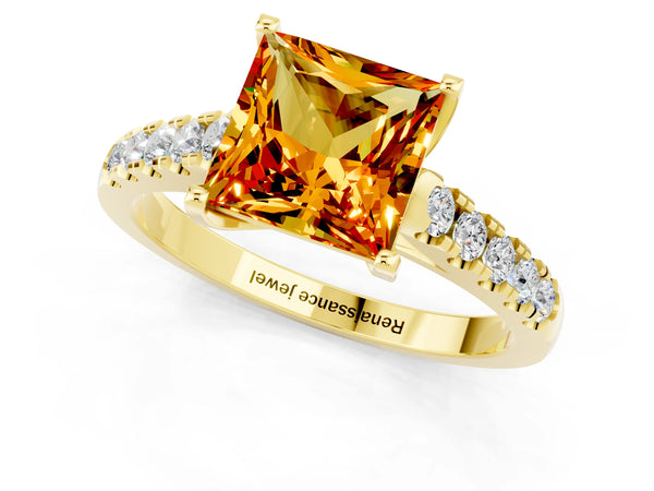 Yellow gold Princess Cut Citrine Pavé Band Solitaire Ring with Prong Setting