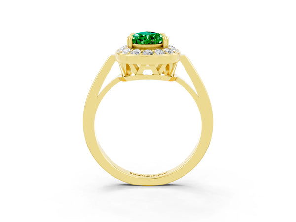 Yellow gold Pear Cut Emerald Halo Ring with Split Shank and Four-Prong Setting