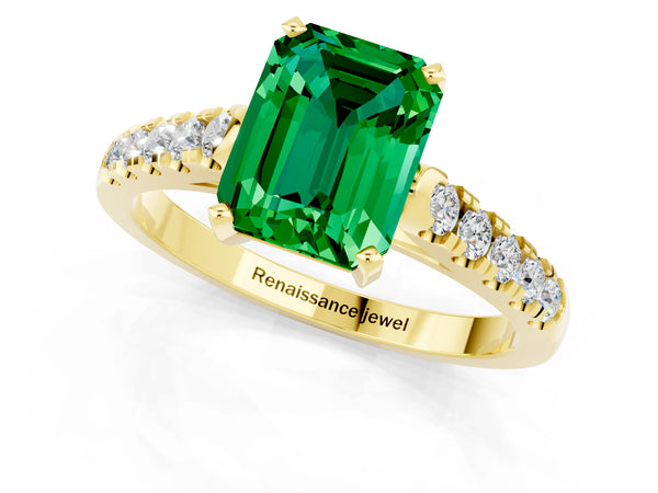 Yellow gold Emerald Cut Emerald Pavé Band Solitaire Ring with Prong Setting