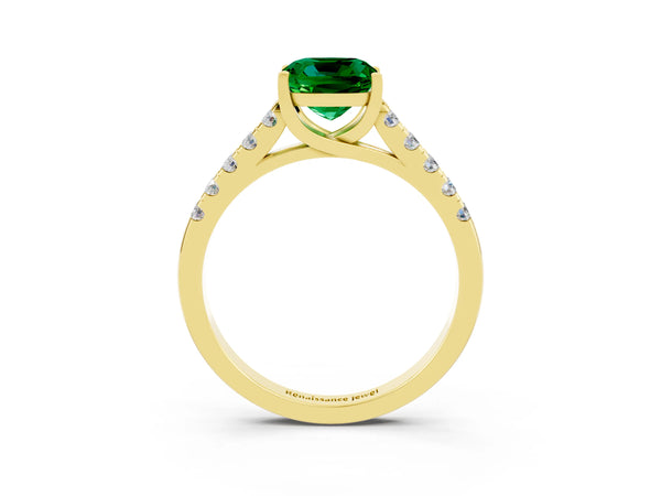 Yellow gold Cushion Cut Emerald Pavé Band Solitaire Ring with Prong Setting