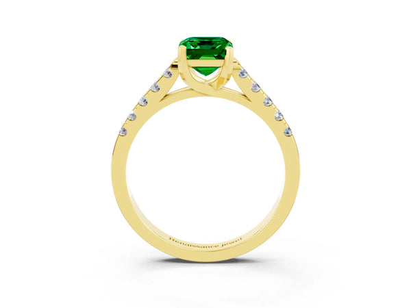 Yellow gold Emerald Cut Emerald Pavé Band Solitaire Ring with Prong Setting