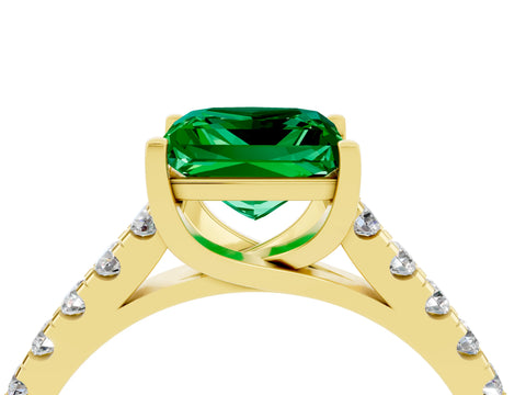 Yellow gold {shape_name} Emerald Solitaire Ring with Pavé Band and Four-Prong Setting_4