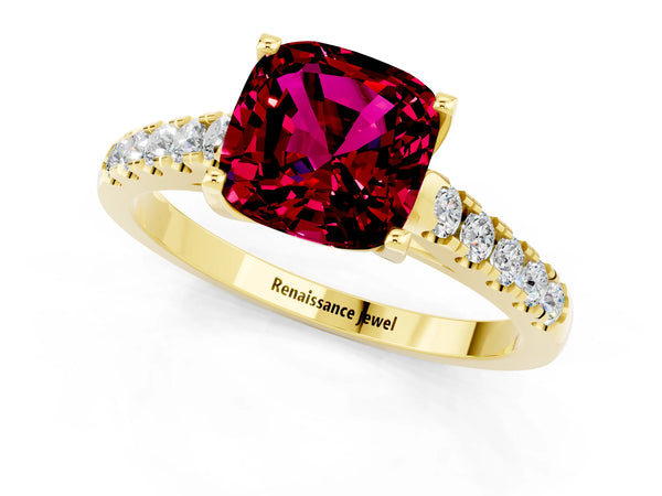 Yellow gold Cushion Cut Garnet Pavé Band Solitaire Ring with Prong Setting
