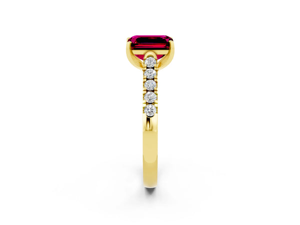 Yellow gold Emerald Cut Garnet Pavé Band Solitaire Ring with Prong Setting