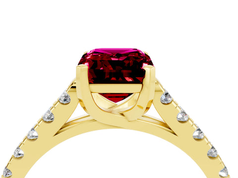 Yellow gold {shape_name} Garnet Solitaire Ring with Pavé Band and Four-Prong Setting_4
