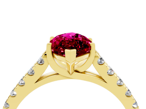 Yellow gold {shape_name} Garnet Solitaire Ring with Pavé Band and Four-Prong Setting_4