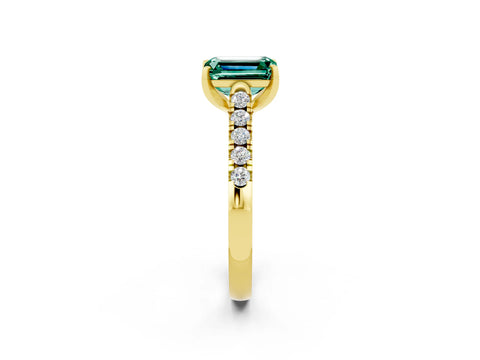 Yellow gold {shape_name} Green Sapphire Solitaire Ring with Pavé Band and Four-Prong Setting_2