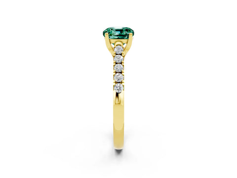 Yellow gold {shape_name} Green Sapphire Solitaire Ring with Pavé Band and Four-Prong Setting_2
