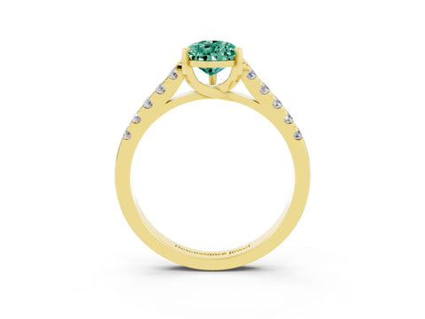 Yellow gold {shape_name} Green Sapphire Solitaire Ring with Pavé Band and Four-Prong Setting_3