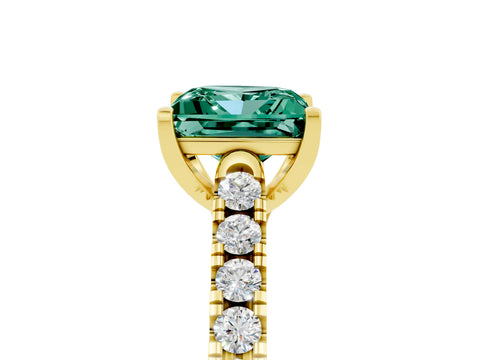 Yellow gold {shape_name} Green Sapphire Solitaire Ring with Pavé Band and Four-Prong Setting_5
