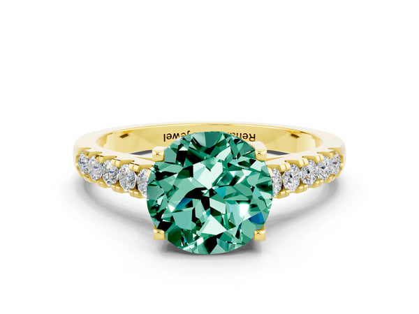 Yellow gold Round Cut Green Sapphire Pavé Band Solitaire Ring with Prong Setting