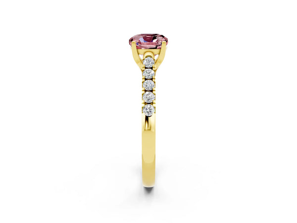 Yellow gold Cushion Cut Morganite Pavé Band Solitaire Ring with Prong Setting