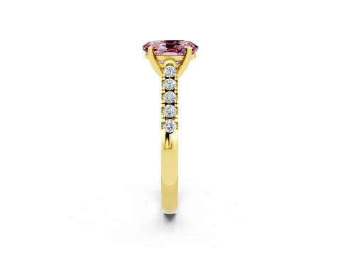 Yellow gold {shape_name} Morganite Solitaire Ring with Pavé Band and Four-Prong Setting_2