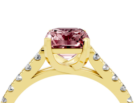 Yellow gold {shape_name} Morganite Solitaire Ring with Pavé Band and Four-Prong Setting_4