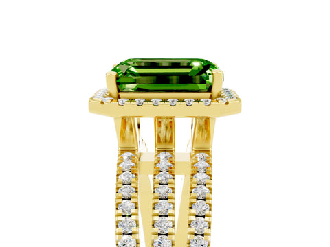 Yellow gold {shape_name} Peridot Halo Engagement Ring with Split Shank and Four-Prong Setting_5