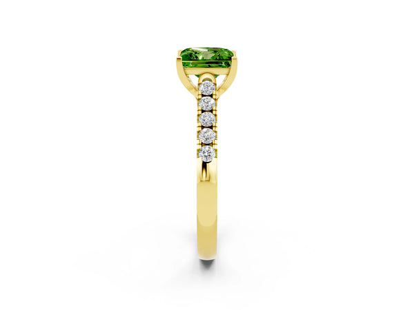 Yellow gold Princess Cut Peridot Pavé Band Solitaire Ring with Prong Setting