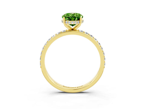 Yellow gold {shape_name} Peridot Solitaire Ring with Pavé Band and Hidden Halo_3