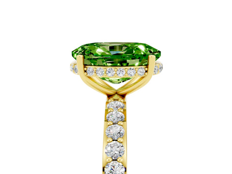 Yellow gold {shape_name} Peridot Solitaire Ring with Pavé Band and Hidden Halo_5