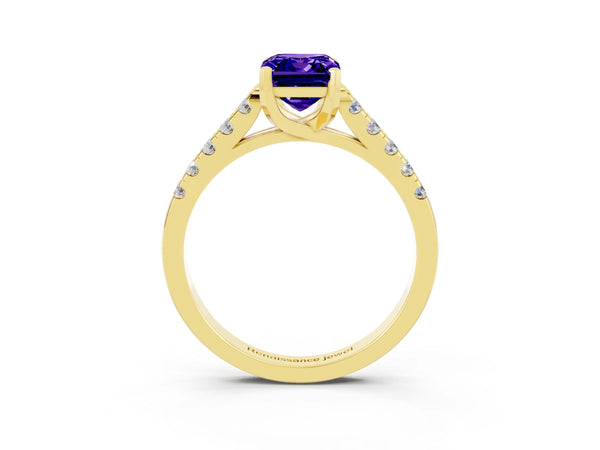 Yellow gold Emerald Cut Tanzanite Pavé Band Solitaire Ring with Prong Setting