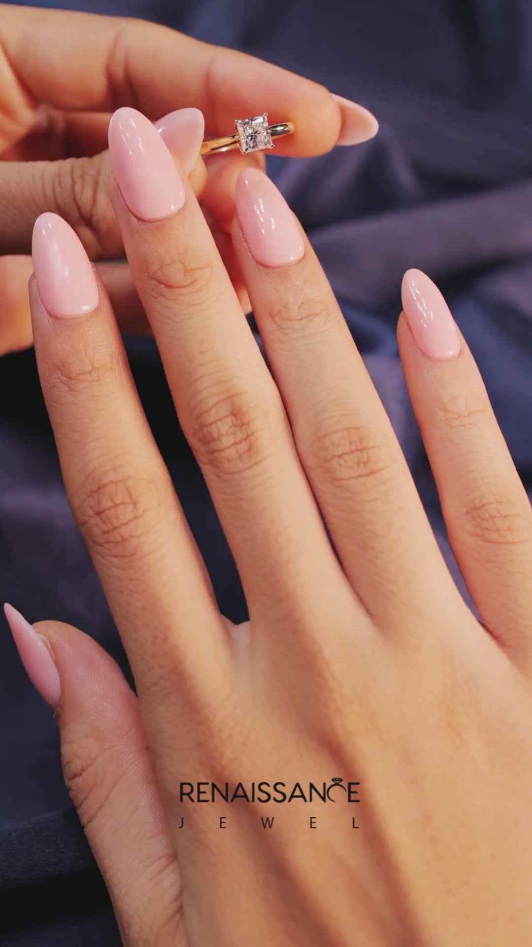 Yellow gold Princess Cut Solitaire Diamond Ring with Four-Prong Setting and Classic Band 3