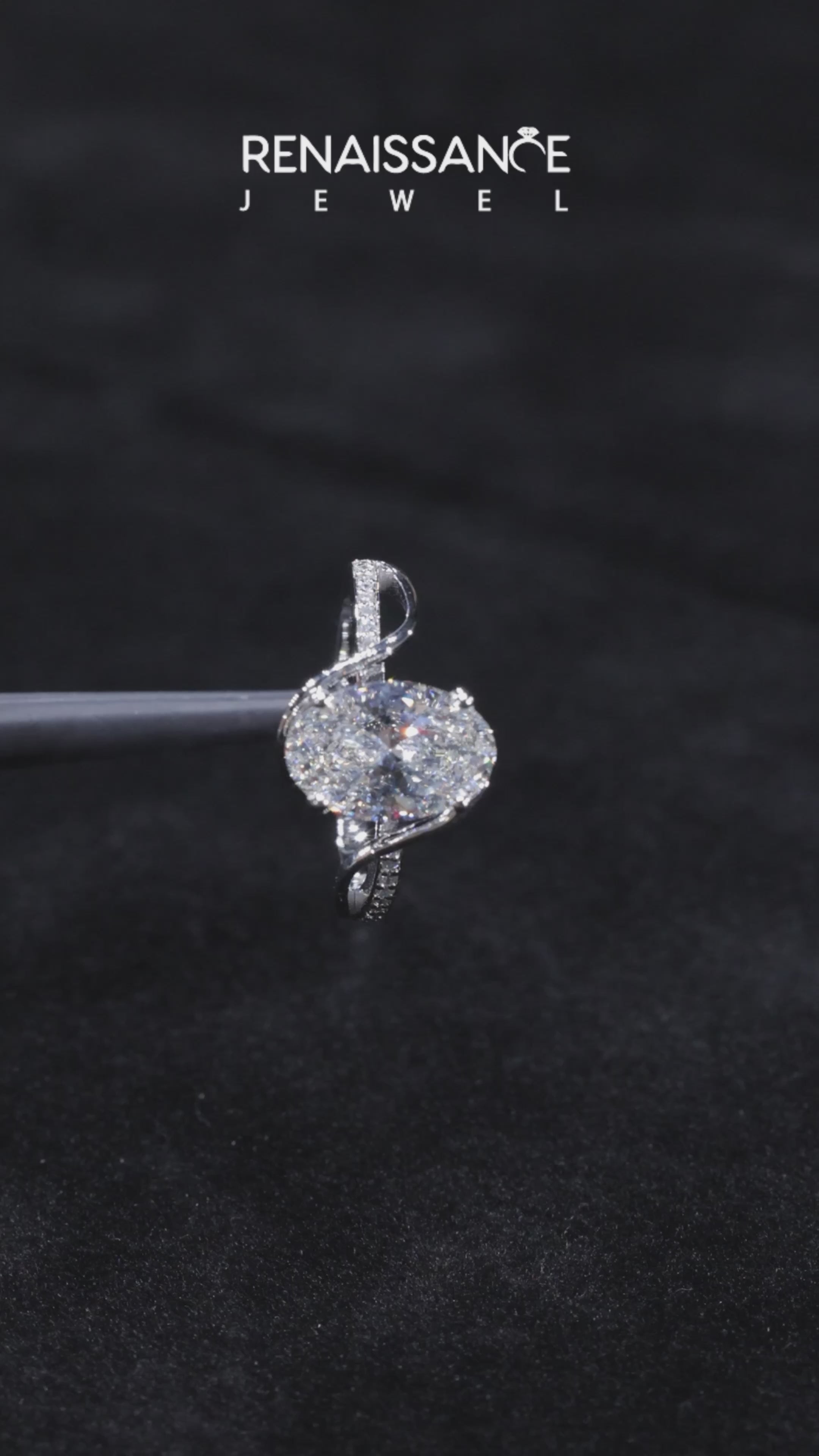 Silver Radiant Solitaire Twisted Band with Prong Setting 3