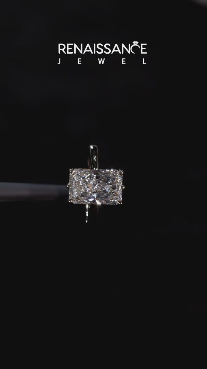 Yellow gold Radiant Cut Solitaire Diamond Ring with Four-Prong Setting and Classic Band 3