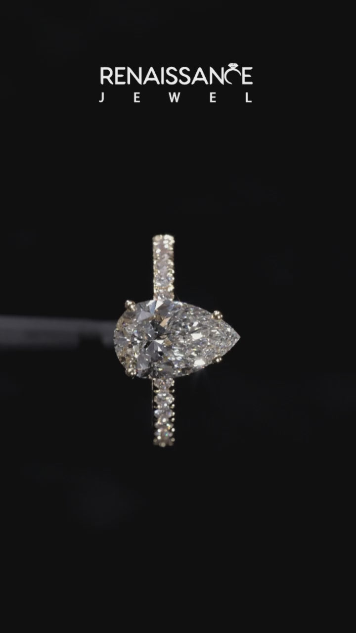 Yellow gold Pear Solitaire Diamond Pavé Band with Four-Prong Setting 3