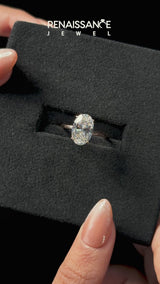 Rose gold Oval Diamond Solitaire Ring with Slim Band and Four-Prong Setting