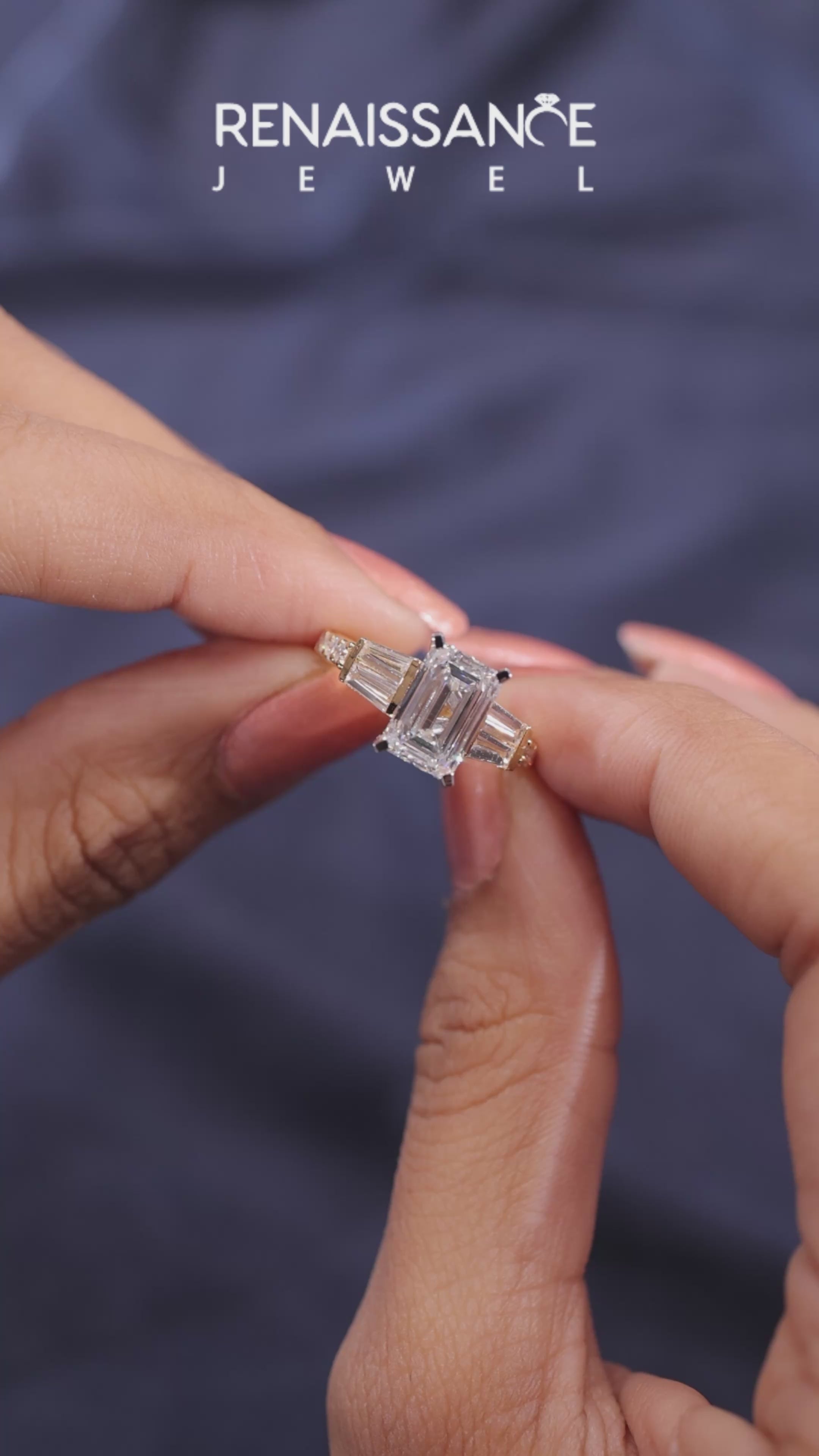 Yellow gold Emerald Solitaire Baguette Side Stone Channel Set Engagement Ring 4