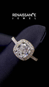 Yellow gold Cushion Halo Pavé Diamond Engagement Ring with Four-Prong Setting