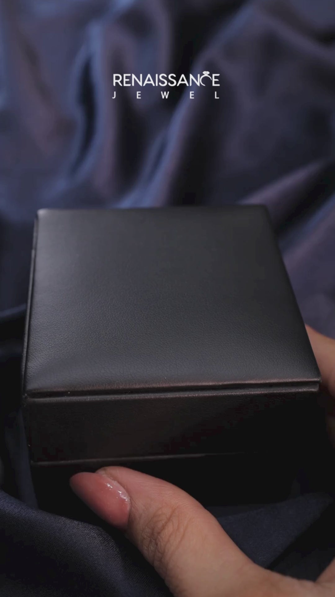 White gold Princess Solitaire Twisted Band with Pavé Accents and Four-Prong Setting 3