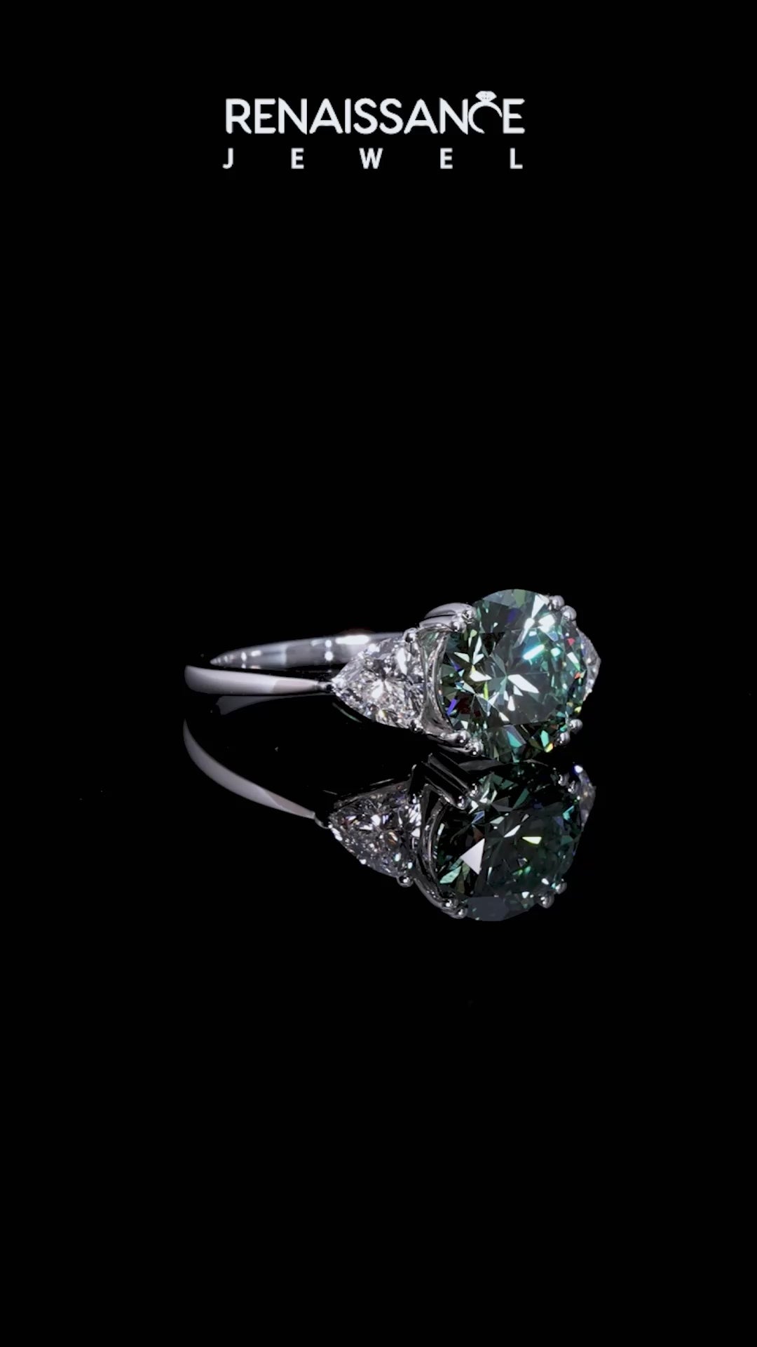 White gold Fancy Green Round cut Brilliant and Trilliant Diamond Three-Stone Ring_66