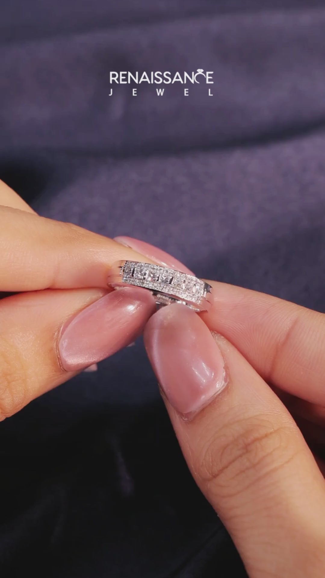 White gold Channel-Set Princess Cut Diamond Pavé Band 3