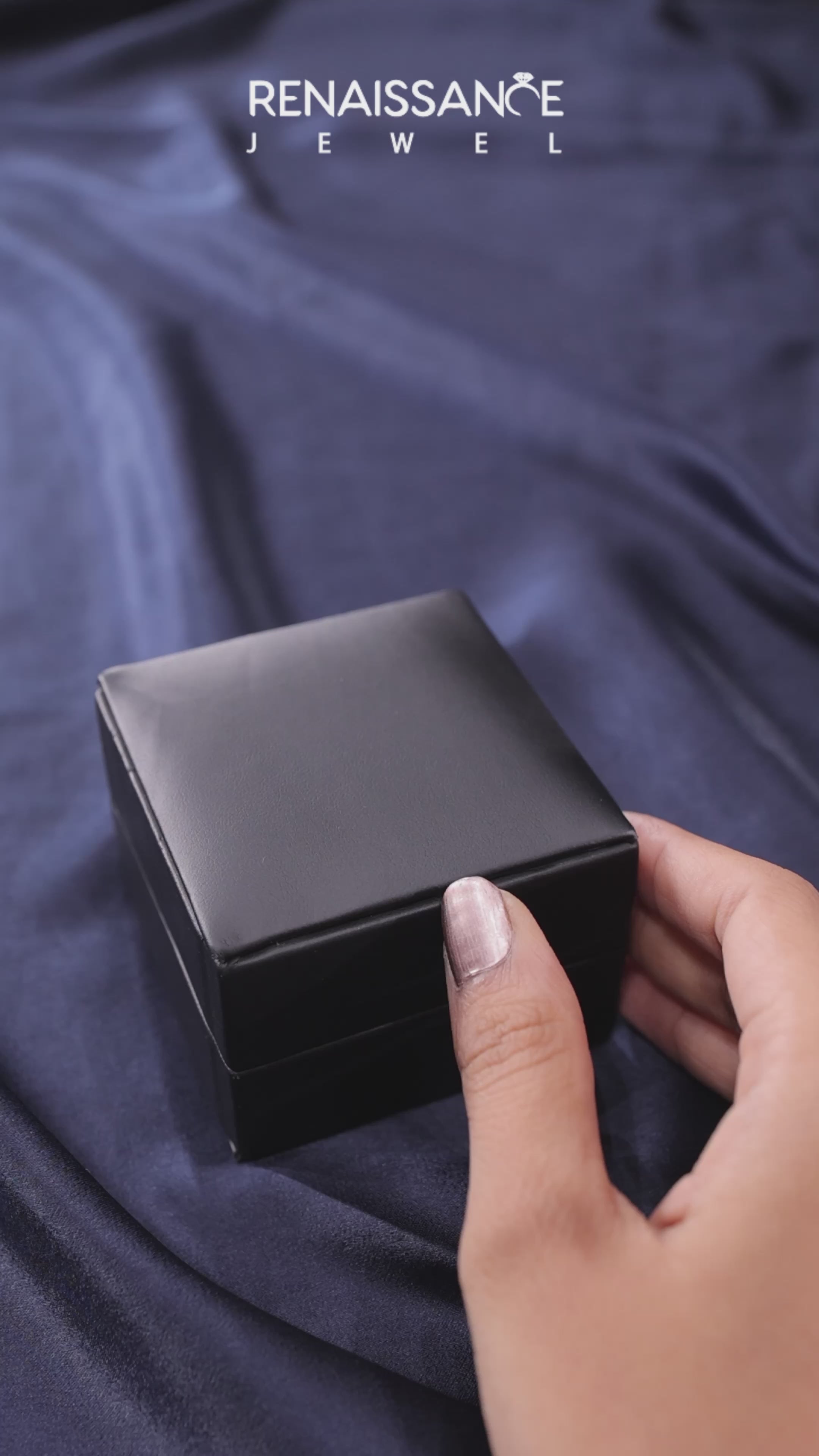 Silver Radiant Solitaire Diamond Ring with Split Shank and Prong Setting 7