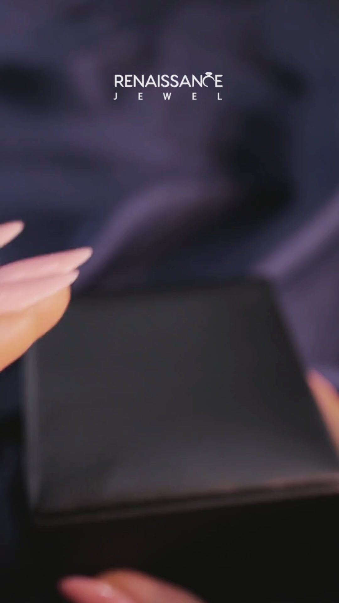 Yellow gold Marquise Diamond Cluster Prong-Set Solitaire Ring 6