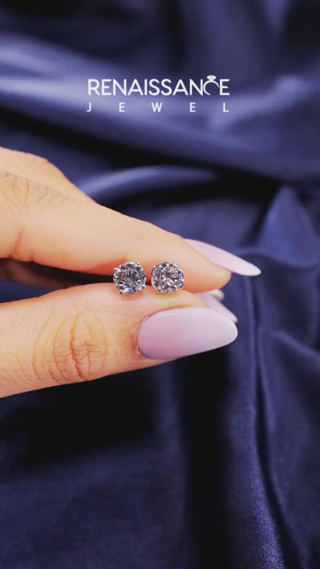 White gold Round Brilliant Diamond Stud Earrings 6