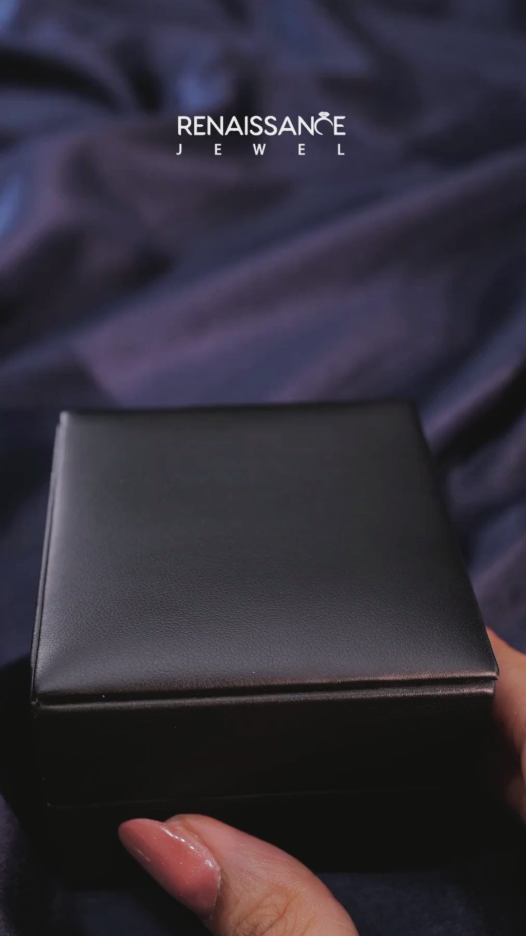 Platinum Round Diamond Pavé Set Milgrain Wedding Band 4