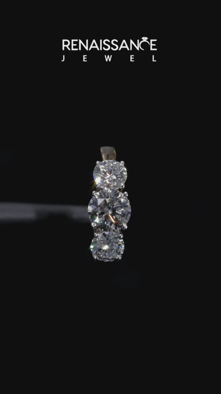 Yellow gold Three-Stone Round Cut Diamond Engagement Ring with Flat Band and Four-Prong Setting 3