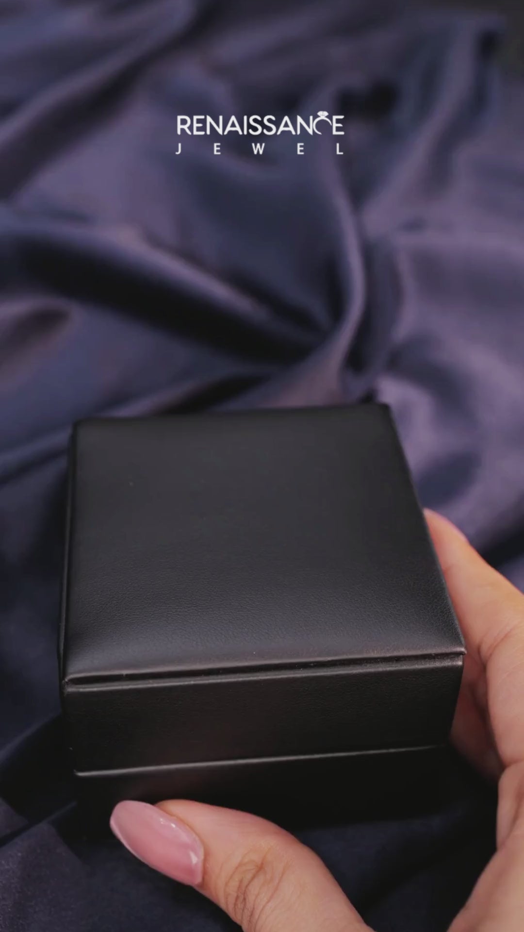 Yellow gold Marquise Diamond Solitaire with Side Stones on a White Gold Band and Four-Prong Setting 6