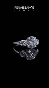 White gold Heart Cut Diamond Three-Stone Ring with Prong Setting and Classic Band