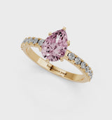 Yellow gold Fancy Pink Pear Cut Diamond Solitaire Pavé Band with Four-Prong Setting