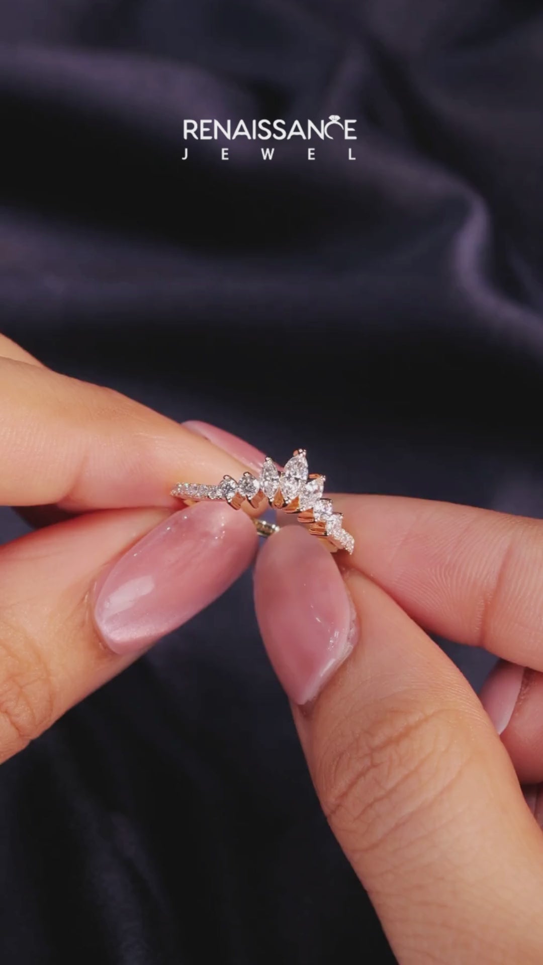 Yellow gold Marquise Cluster Diamond Pavé Band with Prong Setting 4