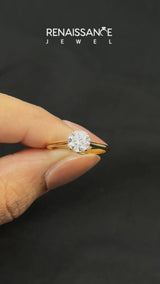 Yellow gold Round Cut Diamond Solitaire Ring with Flower Prong Setting and Classic Band