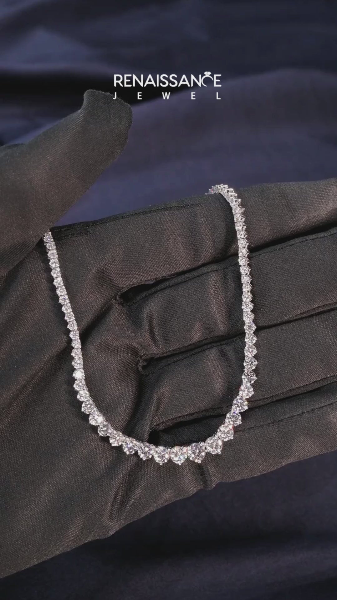 White gold Round Brilliant Graduated Diamond Tennis Necklace with Four-Prong Setting 1