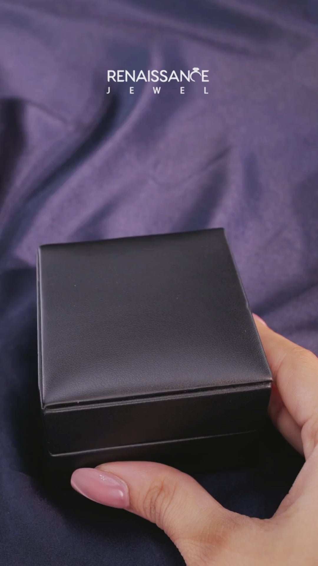 Silver Three-Stone Round Cut Diamond Twist Band with Prong Setting 7